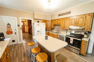 1105 Loucks Ave, Scottdale, PA 15683 - Photo 13