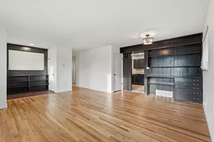 2019 Arnold Acres Dr, Pittsburgh, PA 15205 - Photo 5