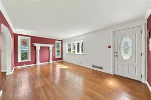 509 Old Farm Rd, Baldwin Twp, PA 15234 - Photo 5