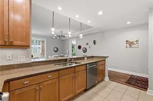 1219 Crescent Pl, Pittsburgh, PA 15217 - Photo 13