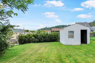 425 32nd St, McKeesport, PA 15132 - Photo 5