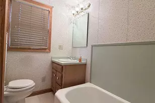 642 Hawthorne Ave, Kittanning, PA 16201 - Photo 13