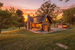 369 Hoover Works Rd, McClellandtown, PA 15458 - Photo 5