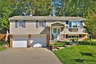 349 Oak Rd, Pittsburgh, PA 15239 - Photo 1
