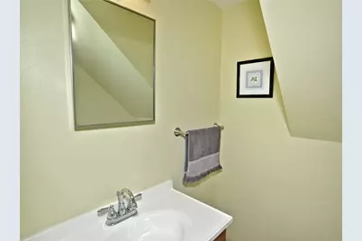 349 Oak Rd, Pittsburgh, PA 15239 - Photo 17