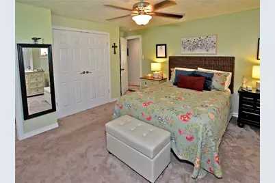 349 Oak Rd, Pittsburgh, PA 15239 - Photo 9