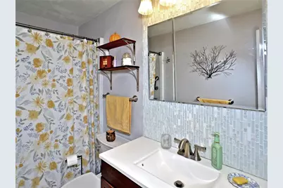 349 Oak Rd, Pittsburgh, PA 15239 - Photo 13