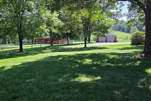 242 Camp Run Rd, Lancaster Township, PA 16037 - Photo 5