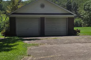 242 Camp Run Rd, Lancaster Township, PA 16037 - Photo 7