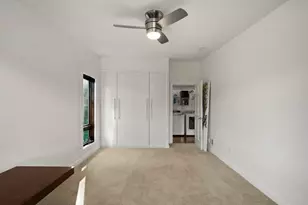 1645 Pegher Ln, Pittsburgh, PA 15143 - Photo 27