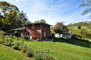 8 Homewood Dr, Fallowfield, PA 15022 - Photo 9