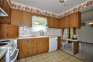 8 Homewood Dr, Fallowfield, PA 15022 - Photo 11