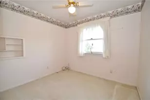 8 Homewood Dr, Fallowfield, PA 15022 - Photo 21