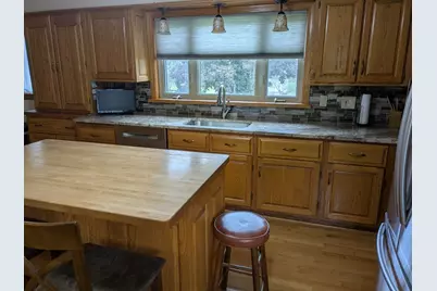 637 Wallace Run Rd, Big Beaver, PA 15010 - Photo 9