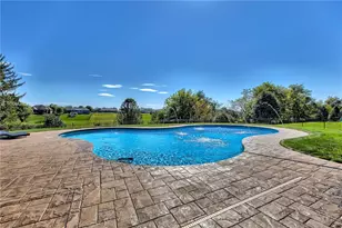 7521 Natalie Ln, North Huntingdon, PA 15642 - Photo 39
