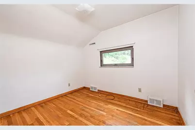 1050 Ardmore Manor Dr, Pittsburgh, PA 15221 - Photo 17