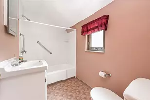 1050 Ardmore Manor Dr, Pittsburgh, PA 15221 - Photo 13