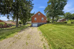 11 Ruthfred Dr, Pittsburgh, PA 15241 - Photo 5