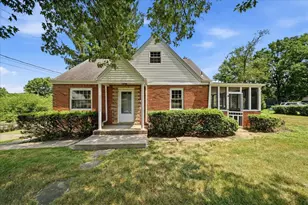 11 Ruthfred Dr, Pittsburgh, PA 15241 - Photo 1