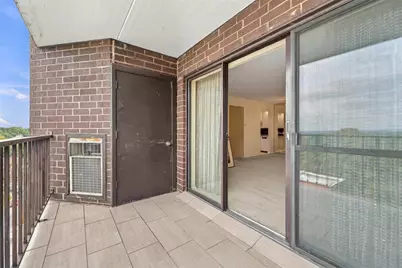 5600 Munhall Rd #803, Pittsburgh, PA 15217 - Photo 11