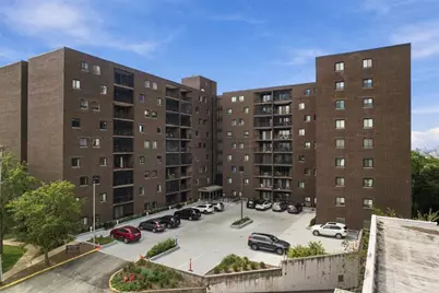 5600 Munhall Rd #803, Pittsburgh, PA 15217 - Photo 1