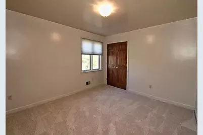 107 Fox Ridge Farms Dr, Pittsburgh, PA 15215 - Photo 17