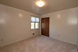 107 Fox Ridge Farms Dr, Pittsburgh, PA 15215 - Photo 17