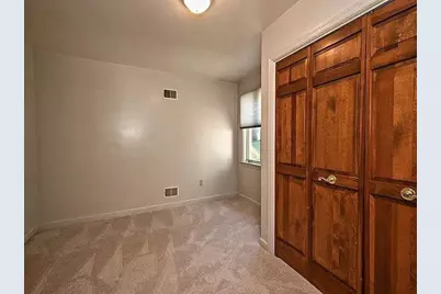 107 Fox Ridge Farms Dr, Pittsburgh, PA 15215 - Photo 19