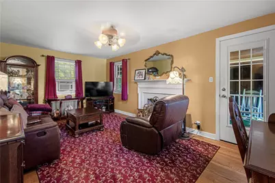 4703 Rolling Hills Rd, Pittsburgh, PA 15236 - Photo 3