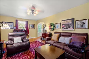 4703 Rolling Hills Rd, Pittsburgh, PA 15236 - Photo 5