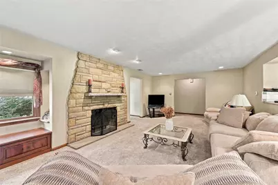 1615 Greenock Buena Vista, Elizabeth Twp/Boro, PA 15135 - Photo 13