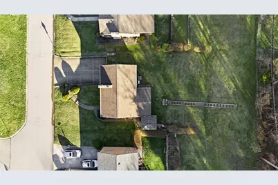 4782 Barone Dr, Pittsburgh, PA 15227 - Photo 5
