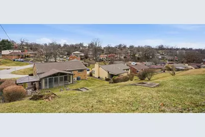 4782 Barone Dr, Pittsburgh, PA 15227 - Photo 37