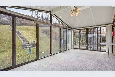 4782 Barone Dr, Pittsburgh, PA 15227 - Photo 19