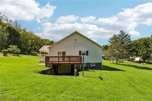 31 Daisy Ln, W Pike Run Twp, PA 15427 - Photo 43
