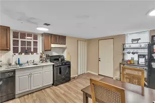 2819 Shawhan Ave, Pittsburgh, PA 15226 - Photo 9