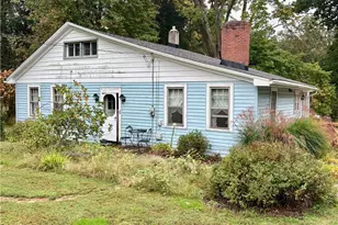 313 Crystal Springs Rd, Bradford Woods, PA 15015 - Photo 1