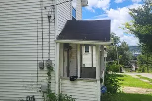 606 E Long Ave, New Castle, PA 16101 - Photo 3