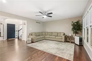 821 Ponderosa Dr, Findlay Township, PA 15126 - Photo 13