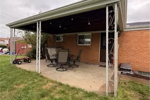 109 Eileen Dr, Pittsburgh, PA 15227 - Photo 27