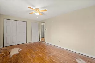 329 Macassar Dr, Pittsburgh, PA 15236 - Photo 17
