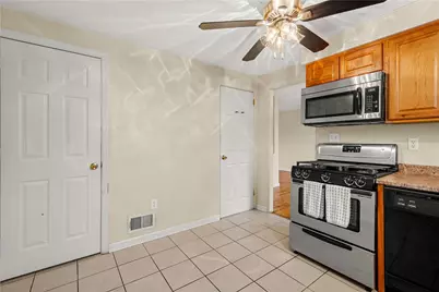 329 Macassar Dr, Pittsburgh, PA 15236 - Photo 11