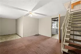 329 Macassar Dr, Pittsburgh, PA 15236 - Photo 23