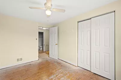 329 Macassar Dr, Pittsburgh, PA 15236 - Photo 15