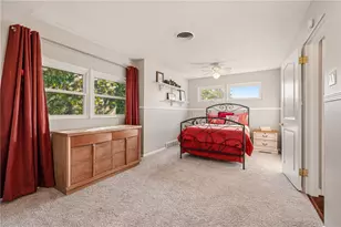 19 Sigrid Dr, Carnegie, PA 15106 - Photo 7