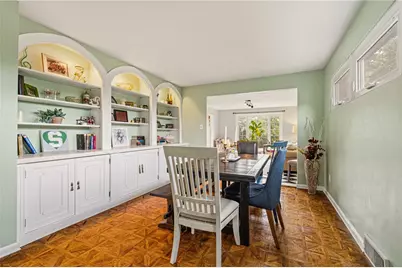 19 Sigrid Dr, Carnegie, PA 15106 - Photo 11