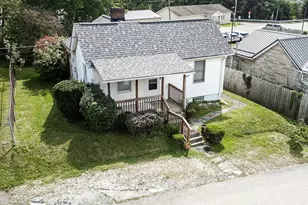 817 Isobel St, Springdale Township, PA 15049 - Photo 3