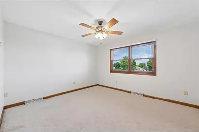 9331 Pembroke Cir, North Huntingdon, PA 15642 - Photo 23