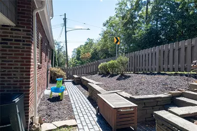 3 Catalpa Pl, Pittsburgh, PA 15228 - Photo 35