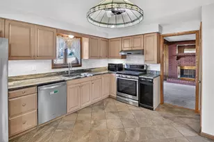 21 Scenic Dr, Kennedy Township, PA 15108 - Photo 13